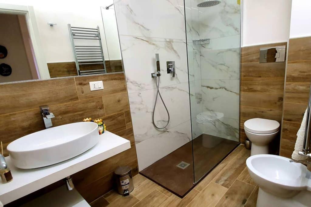 Libertyhouse Apartment Палермо Екстериор снимка