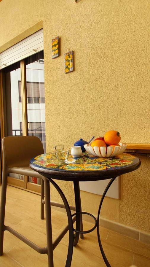 Libertyhouse Apartment Палермо Екстериор снимка